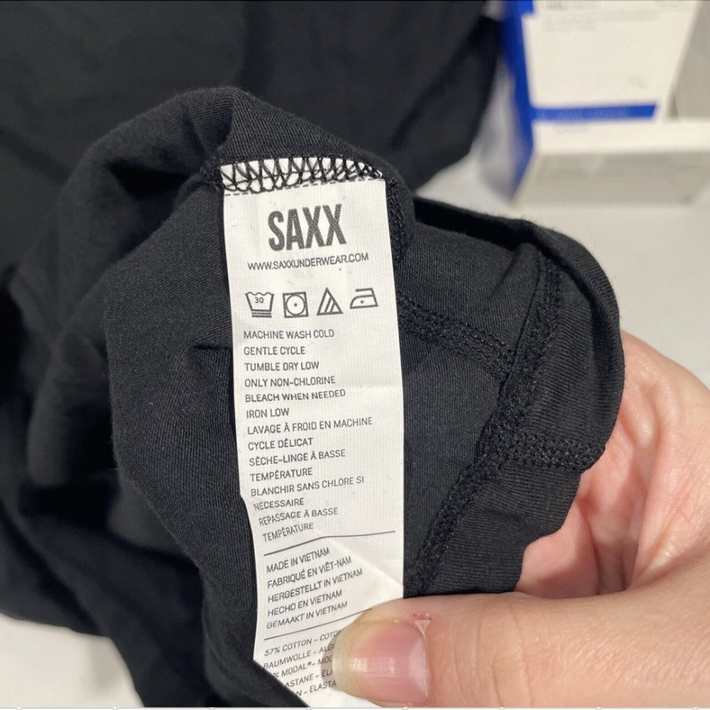 NIB $35 SAXX [ Small‎ ] Undercover V-neck Undershirt Top in Black - Picture 13 of 16